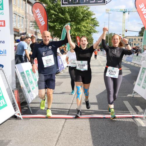 15.09.2024 - PSD Bank Halbmarathon Strokosch-Dieckow http://msf.ph/oto/7090314 15.09.2024 12:42:30 Ziel 2225, 3131, 3191, 3363 meine-sportfotos.de
