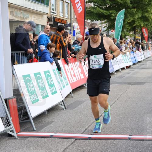 15.09.2024 - PSD Bank Halbmarathon Strokosch-Dieckow http://msf.ph/oto/7090354 15.09.2024 11:32:00 Ziel 695, 1345, 1402, 1428, 1432 meine-sportfotos.de
