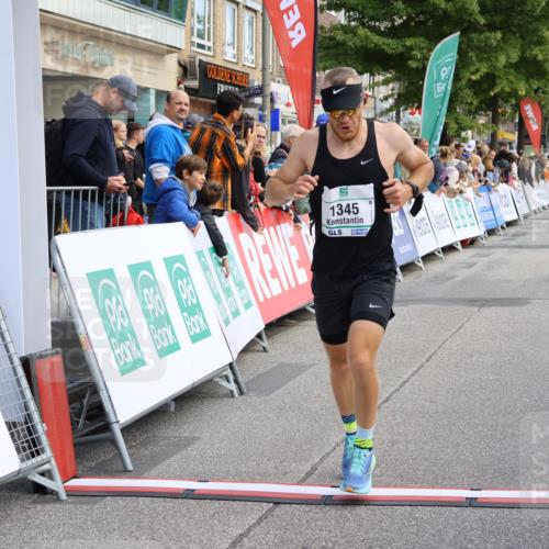 15.09.2024 - PSD Bank Halbmarathon Strokosch-Dieckow http://msf.ph/oto/7090358 15.09.2024 11:32:00 Ziel 695, 1345, 1402, 1428, 1432 meine-sportfotos.de