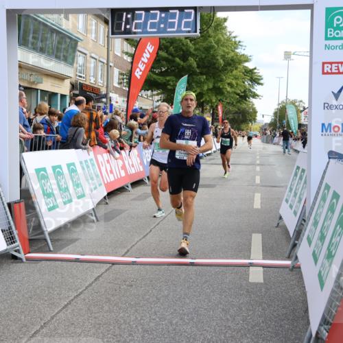 15.09.2024 - PSD Bank Halbmarathon Strokosch-Dieckow http://msf.ph/oto/7090365 15.09.2024 11:23:23 Ziel 650, 674, 683, 1022 meine-sportfotos.de