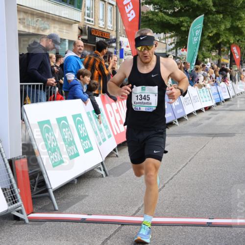 15.09.2024 - PSD Bank Halbmarathon Strokosch-Dieckow http://msf.ph/oto/7090367 15.09.2024 11:32:00 Ziel 695, 1345, 1402, 1428, 1432 meine-sportfotos.de