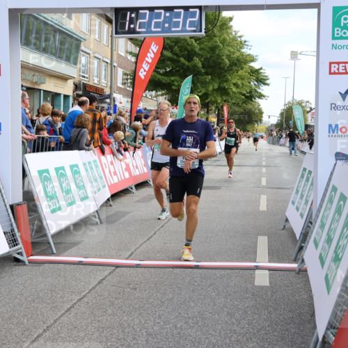 15.09.2024 - PSD Bank Halbmarathon Strokosch-Dieckow http://msf.ph/oto/7090368 15.09.2024 11:23:23 Ziel 650, 674, 683, 1022 meine-sportfotos.de