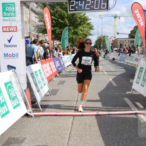 15.09.2024 - PSD Bank Halbmarathon Strokosch-Dieckow http://msf.ph/oto/7090381 15.09.2024 12:42:57 Ziel 2273, 3242, 3278, 3400 meine-sportfotos.de