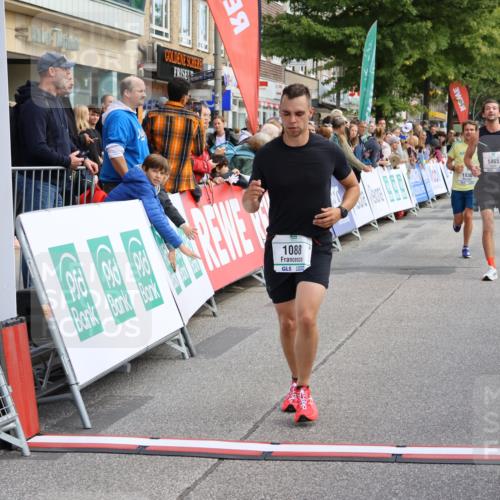 15.09.2024 - PSD Bank Halbmarathon Strokosch-Dieckow http://msf.ph/oto/7090409 15.09.2024 11:32:10 Ziel 1030, 1088, 1345, 1428, 1465, 2685 meine-sportfotos.de