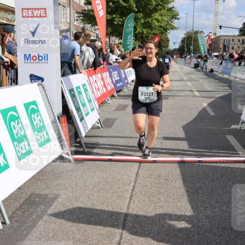 15.09.2024 - PSD Bank Halbmarathon Strokosch-Dieckow http://msf.ph/oto/7090421 15.09.2024 12:43:06 Ziel 2273, 3242, 3321, 3400 meine-sportfotos.de