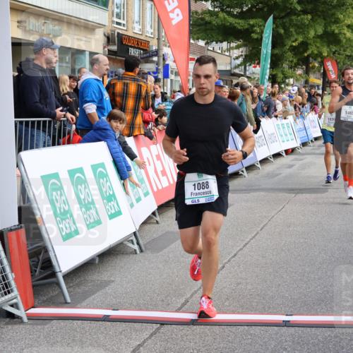 15.09.2024 - PSD Bank Halbmarathon Strokosch-Dieckow http://msf.ph/oto/7090422 15.09.2024 11:32:11 Ziel 1030, 1088, 1345, 1428, 1465, 2685 meine-sportfotos.de