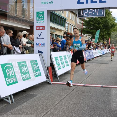 15.09.2024 - PSD Bank Halbmarathon Strokosch-Dieckow http://msf.ph/oto/7090424 15.09.2024 11:23:32 Ziel 650, 663, 674, 679, 683, 881, 1022 meine-sportfotos.de