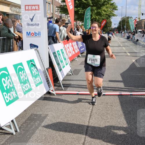 15.09.2024 - PSD Bank Halbmarathon Strokosch-Dieckow http://msf.ph/oto/7090425 15.09.2024 12:43:06 Ziel 2273, 3242, 3321, 3400 meine-sportfotos.de