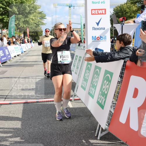 15.09.2024 - PSD Bank Halbmarathon Strokosch-Dieckow http://msf.ph/oto/7090472 15.09.2024 12:43:50 Ziel 2385, 3410 meine-sportfotos.de