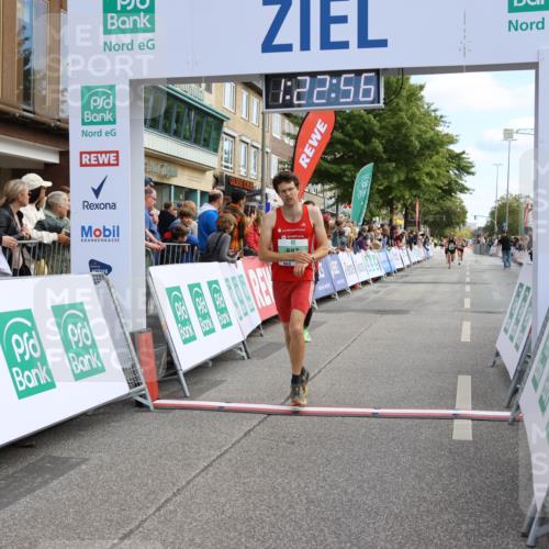 15.09.2024 - PSD Bank Halbmarathon Strokosch-Dieckow http://msf.ph/oto/7090499 15.09.2024 11:23:47 Ziel 638, 663, 687, 879, 881, 1028 meine-sportfotos.de