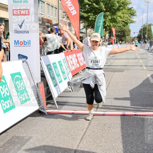 15.09.2024 - PSD Bank Halbmarathon Strokosch-Dieckow http://msf.ph/oto/7090526 15.09.2024 12:44:33 Ziel 1350, 3267 meine-sportfotos.de