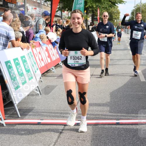 15.09.2024 - PSD Bank Halbmarathon Strokosch-Dieckow http://msf.ph/oto/7090539 15.09.2024 12:30:12 Ziel 2291, 2454, 3091, 3270, 3334, 3362 meine-sportfotos.de