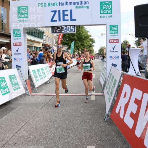 15.09.2024 - PSD Bank Halbmarathon Strokosch-Dieckow http://msf.ph/oto/7090544 15.09.2024 11:23:56 Ziel 638, 645, 687, 865, 894, 941, 1034, 1072 meine-sportfotos.de