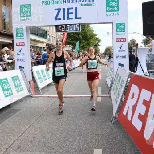 15.09.2024 - PSD Bank Halbmarathon Strokosch-Dieckow http://msf.ph/oto/7090554 15.09.2024 11:23:56 Ziel 638, 645, 687, 865, 894, 941, 1034, 1072 meine-sportfotos.de