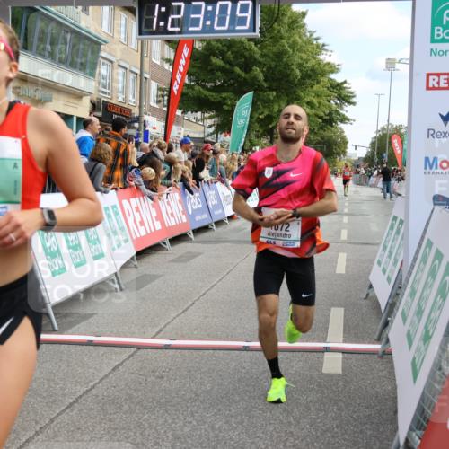 15.09.2024 - PSD Bank Halbmarathon Strokosch-Dieckow http://msf.ph/oto/7090598 15.09.2024 11:24:00 Ziel 638, 645, 865, 894, 941, 1034, 1072 meine-sportfotos.de