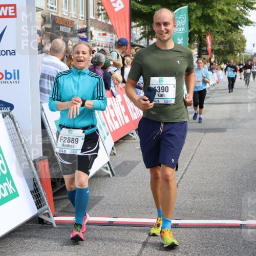 15.09.2024 - PSD Bank Halbmarathon Strokosch-Dieckow http://msf.ph/oto/7090608 15.09.2024 12:30:25 Ziel 1390, 2291, 2454, 2889, 3349 meine-sportfotos.de