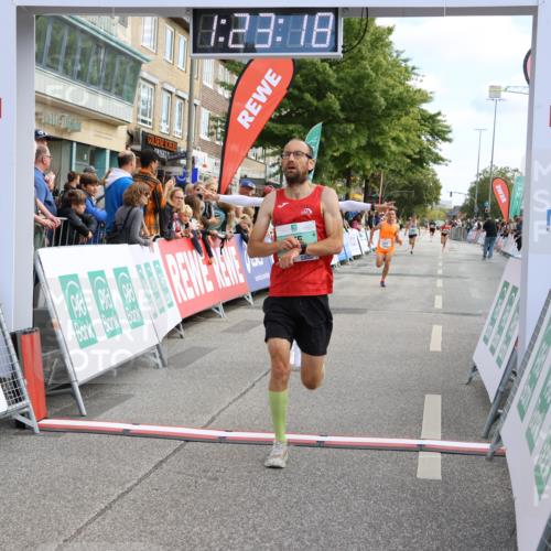 15.09.2024 - PSD Bank Halbmarathon Strokosch-Dieckow http://msf.ph/oto/7090647 15.09.2024 11:24:09 Ziel 672, 675, 865, 894, 1034, 1072, 1098 meine-sportfotos.de