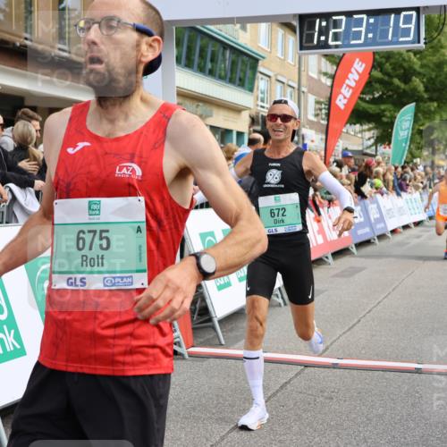15.09.2024 - PSD Bank Halbmarathon Strokosch-Dieckow http://msf.ph/oto/7090659 15.09.2024 11:24:10 Ziel 659, 672, 675, 865, 894, 1034, 1072, 1098 meine-sportfotos.de