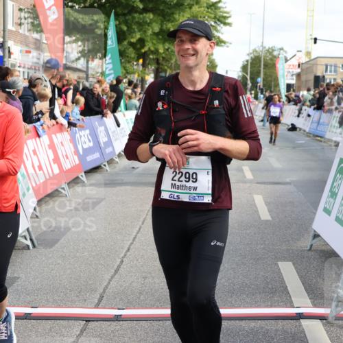 15.09.2024 - PSD Bank Halbmarathon Strokosch-Dieckow http://msf.ph/oto/7090678 15.09.2024 12:30:40 Ziel 2111, 2251, 2299, 3206, 3261, 3276, 3346, 3349 meine-sportfotos.de