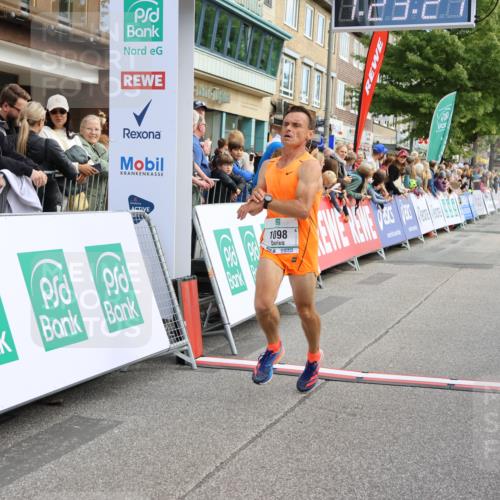 15.09.2024 - PSD Bank Halbmarathon Strokosch-Dieckow http://msf.ph/oto/7090692 15.09.2024 11:24:12 Ziel 659, 672, 675, 891, 1034, 1072, 1098 meine-sportfotos.de