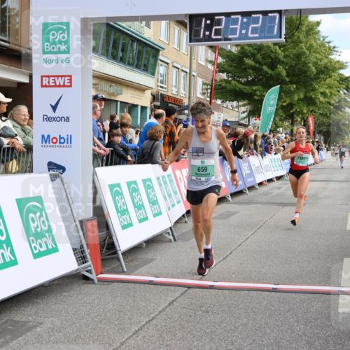 15.09.2024 - PSD Bank Halbmarathon Strokosch-Dieckow http://msf.ph/oto/7090701 15.09.2024 11:24:18 Ziel 610, 659, 672, 675, 891, 1098 meine-sportfotos.de