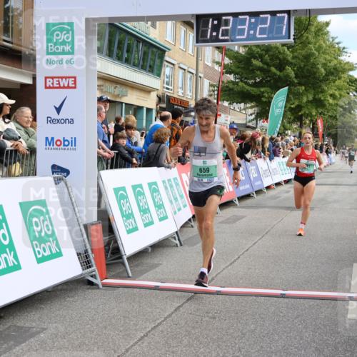 15.09.2024 - PSD Bank Halbmarathon Strokosch-Dieckow http://msf.ph/oto/7090705 15.09.2024 11:24:18 Ziel 610, 659, 672, 675, 891, 1098 meine-sportfotos.de
