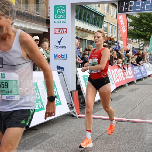 15.09.2024 - PSD Bank Halbmarathon Strokosch-Dieckow http://msf.ph/oto/7090737 15.09.2024 11:24:19 Ziel 610, 659, 672, 675, 891, 1098 meine-sportfotos.de