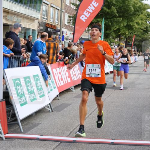 15.09.2024 - PSD Bank Halbmarathon Strokosch-Dieckow http://msf.ph/oto/7090751 15.09.2024 11:32:52 Ziel 731, 936, 1084, 1122, 1135, 1141, 1447, 2478, 2608, 2649 meine-sportfotos.de