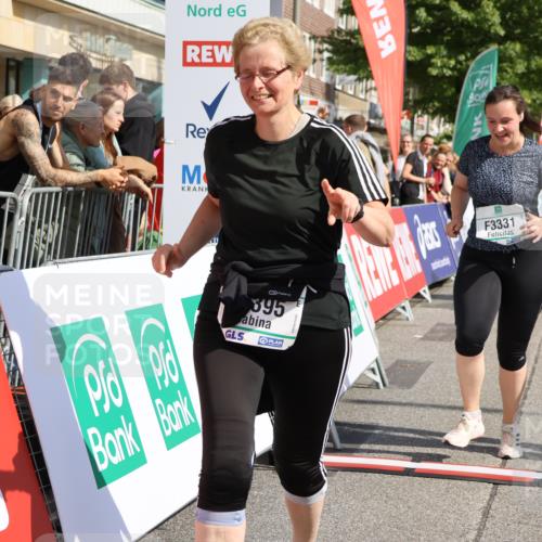 15.09.2024 - PSD Bank Halbmarathon Strokosch-Dieckow http://msf.ph/oto/7090763 15.09.2024 12:48:05 Ziel 3331, 3395, 3459, 3460, 3461 meine-sportfotos.de