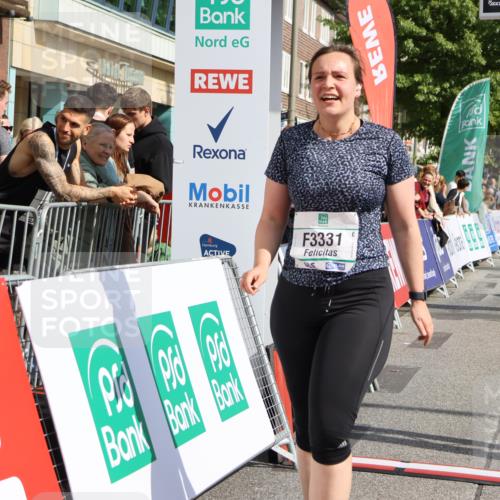 15.09.2024 - PSD Bank Halbmarathon Strokosch-Dieckow http://msf.ph/oto/7090774 15.09.2024 12:48:07 Ziel 3331, 3395, 3459, 3460, 3461 meine-sportfotos.de