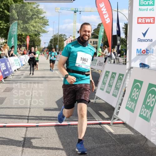 15.09.2024 - PSD Bank Halbmarathon Strokosch-Dieckow http://msf.ph/oto/7090797 15.09.2024 12:49:54 Ziel 1962, 2235, 2529, 3113 meine-sportfotos.de