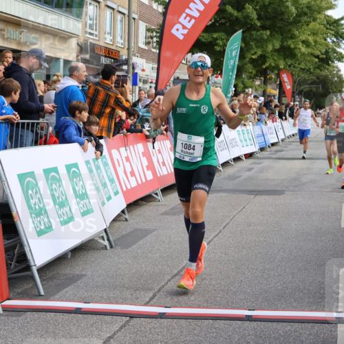 15.09.2024 - PSD Bank Halbmarathon Strokosch-Dieckow http://msf.ph/oto/7090807 15.09.2024 11:33:00 Ziel 718, 762, 927, 936, 1059, 1084, 1122, 1141, 1447, 2608, 2649 meine-sportfotos.de