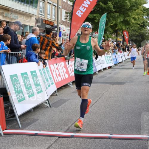 15.09.2024 - PSD Bank Halbmarathon Strokosch-Dieckow http://msf.ph/oto/7090811 15.09.2024 11:33:00 Ziel 718, 762, 927, 936, 1059, 1084, 1122, 1141, 1447, 2608, 2649 meine-sportfotos.de
