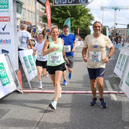 15.09.2024 - PSD Bank Halbmarathon Strokosch-Dieckow http://msf.ph/oto/7090813 15.09.2024 12:31:03 Ziel 2152, 2347, 2447, 3134, 3352 meine-sportfotos.de