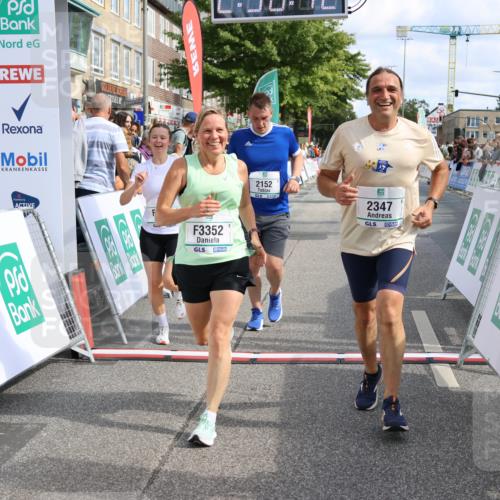 15.09.2024 - PSD Bank Halbmarathon Strokosch-Dieckow http://msf.ph/oto/7090817 15.09.2024 12:31:03 Ziel 2152, 2347, 2447, 3134, 3352 meine-sportfotos.de
