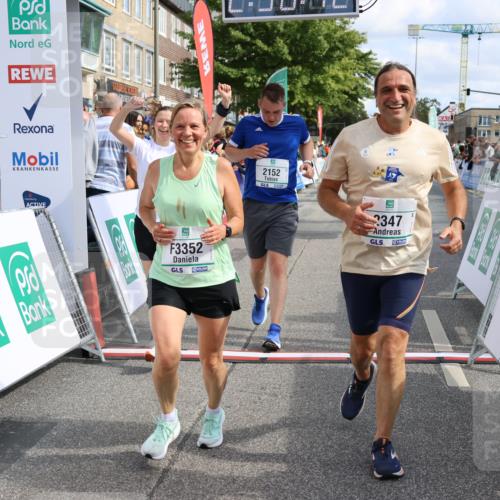 15.09.2024 - PSD Bank Halbmarathon Strokosch-Dieckow http://msf.ph/oto/7090829 15.09.2024 12:31:03 Ziel 2152, 2347, 2447, 3134, 3352 meine-sportfotos.de