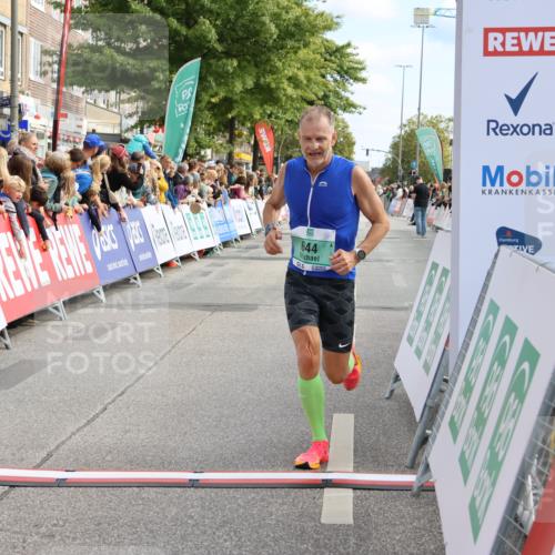 15.09.2024 - PSD Bank Halbmarathon Strokosch-Dieckow http://msf.ph/oto/7090859 15.09.2024 11:24:40 Ziel 578, 644, 677, 680, 883, 1014, 1015 meine-sportfotos.de