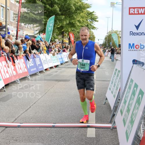 15.09.2024 - PSD Bank Halbmarathon Strokosch-Dieckow http://msf.ph/oto/7090863 15.09.2024 11:24:40 Ziel 578, 644, 677, 680, 883, 1014, 1015 meine-sportfotos.de