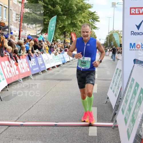 15.09.2024 - PSD Bank Halbmarathon Strokosch-Dieckow http://msf.ph/oto/7090866 15.09.2024 11:24:40 Ziel 578, 644, 677, 680, 883, 1014, 1015 meine-sportfotos.de