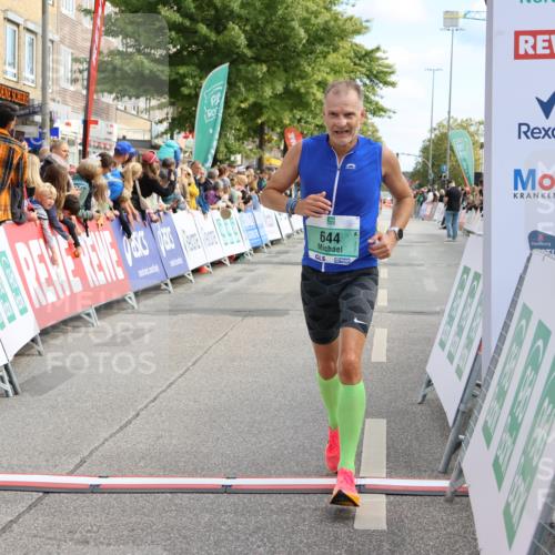 15.09.2024 - PSD Bank Halbmarathon Strokosch-Dieckow http://msf.ph/oto/7090868 15.09.2024 11:24:40 Ziel 578, 644, 677, 680, 883, 1014, 1015 meine-sportfotos.de