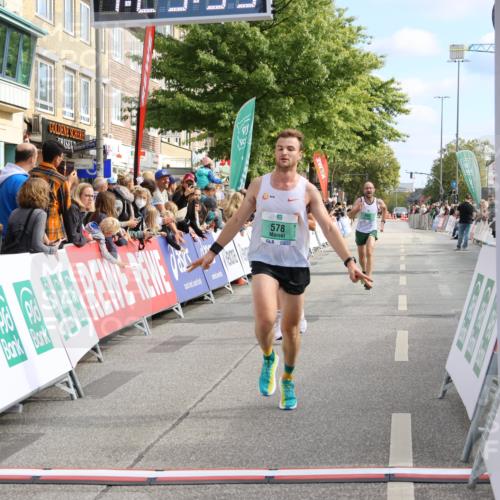15.09.2024 - PSD Bank Halbmarathon Strokosch-Dieckow http://msf.ph/oto/7090879 15.09.2024 11:24:44 Ziel 578, 644, 677, 680, 883, 1014, 1015 meine-sportfotos.de