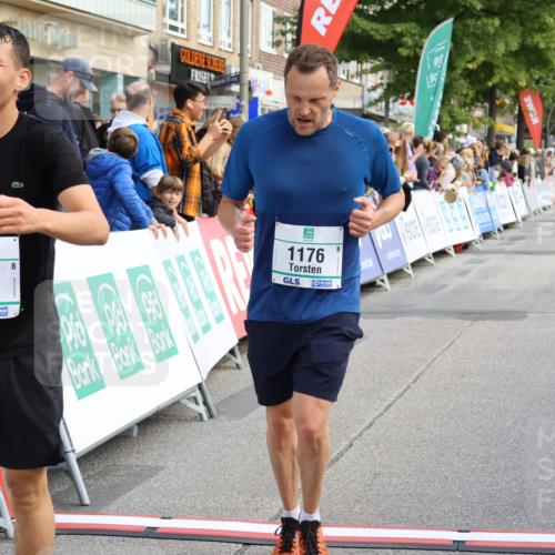 15.09.2024 - PSD Bank Halbmarathon Strokosch-Dieckow http://msf.ph/oto/7090904 15.09.2024 11:33:15 Ziel 718, 927, 1055, 1059, 1127, 1164, 1176, 1580 meine-sportfotos.de