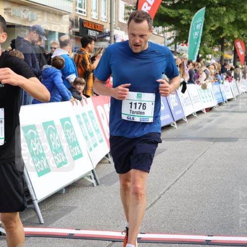 15.09.2024 - PSD Bank Halbmarathon Strokosch-Dieckow http://msf.ph/oto/7090908 15.09.2024 11:33:15 Ziel 718, 927, 1055, 1059, 1127, 1164, 1176, 1580 meine-sportfotos.de