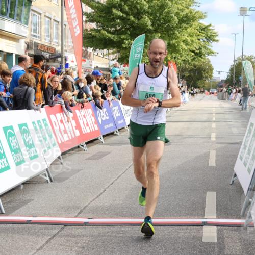 15.09.2024 - PSD Bank Halbmarathon Strokosch-Dieckow http://msf.ph/oto/7090921 15.09.2024 11:24:47 Ziel 578, 644, 680, 883, 1014, 1015 meine-sportfotos.de