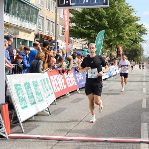 15.09.2024 - PSD Bank Halbmarathon Strokosch-Dieckow http://msf.ph/oto/7090930 15.09.2024 11:25:08 Ziel 1033, 1075 meine-sportfotos.de