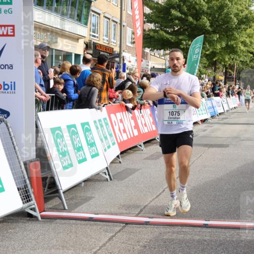 15.09.2024 - PSD Bank Halbmarathon Strokosch-Dieckow http://msf.ph/oto/7090952 15.09.2024 11:25:11 Ziel 1033, 1075 meine-sportfotos.de