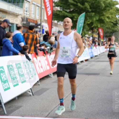 15.09.2024 - PSD Bank Halbmarathon Strokosch-Dieckow http://msf.ph/oto/7090970 15.09.2024 11:33:35 Ziel 634, 745, 921, 930, 955, 2606, 2609 meine-sportfotos.de