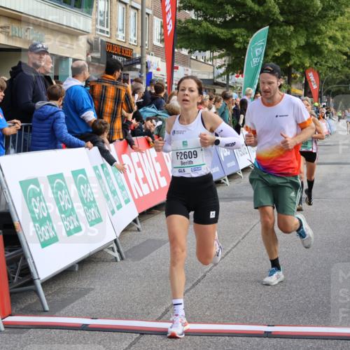 15.09.2024 - PSD Bank Halbmarathon Strokosch-Dieckow http://msf.ph/oto/7090985 15.09.2024 11:33:39 Ziel 634, 745, 921, 930, 955, 2606, 2609 meine-sportfotos.de