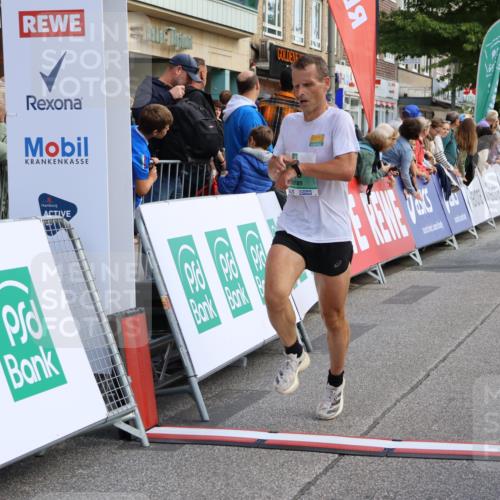 15.09.2024 - PSD Bank Halbmarathon Strokosch-Dieckow http://msf.ph/oto/7091040 15.09.2024 11:33:52 Ziel 693, 745, 904, 930, 1429, 1514, 1611 meine-sportfotos.de