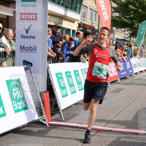 15.09.2024 - PSD Bank Halbmarathon Strokosch-Dieckow http://msf.ph/oto/7091042 15.09.2024 11:25:29 Ziel 635, 656, 692, 709, 897, 1096, 2472 meine-sportfotos.de